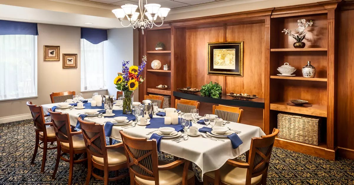 elegant private dining room at chartwell langley gardens assisted living