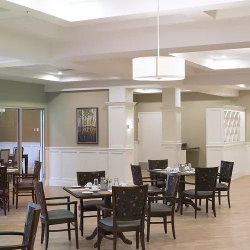 Dining room at Chartwell Waterford Retirement Residence