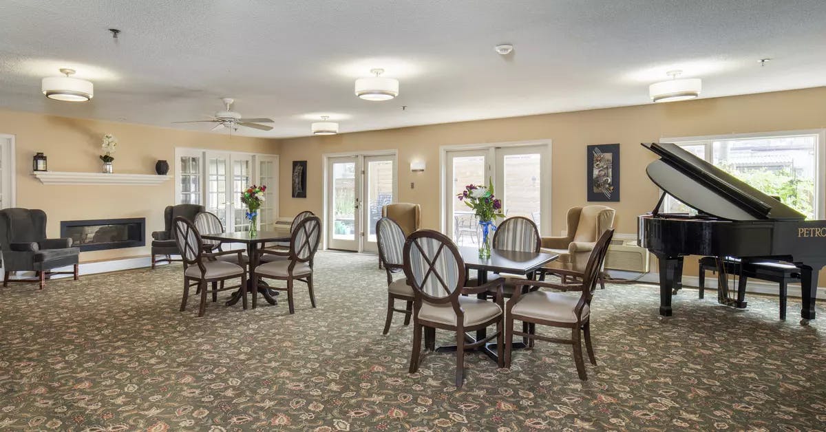 The dining room of Chartwell Lansing Retirement Residence 