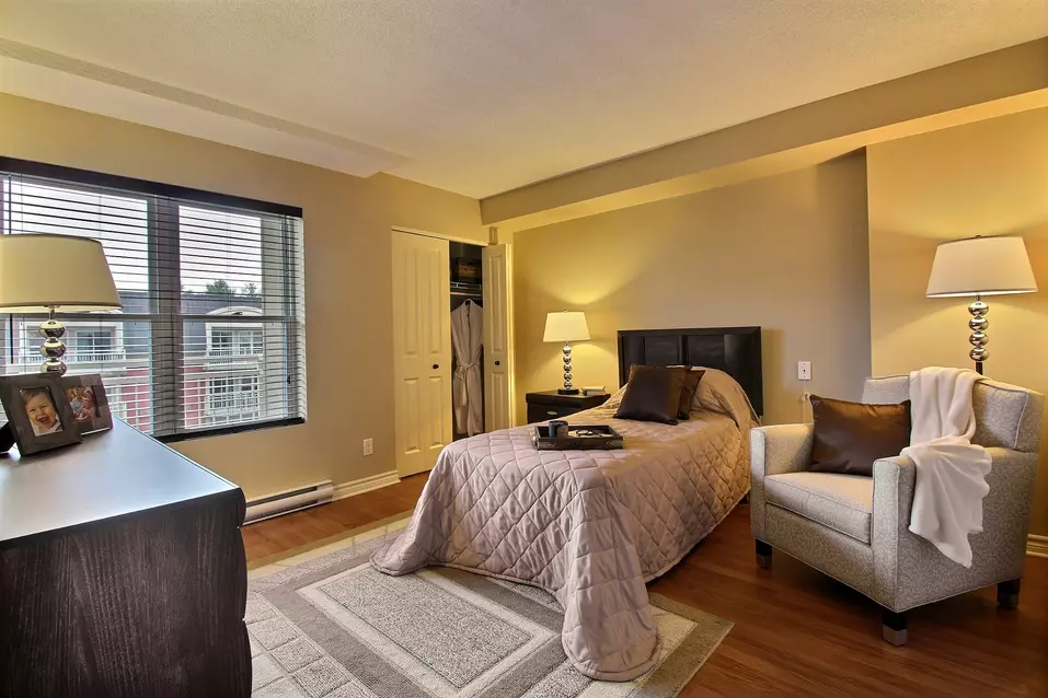 Chambre à coucher privée appartement modèle Chartwell Seigneuries du carrefour résidence pour retraités